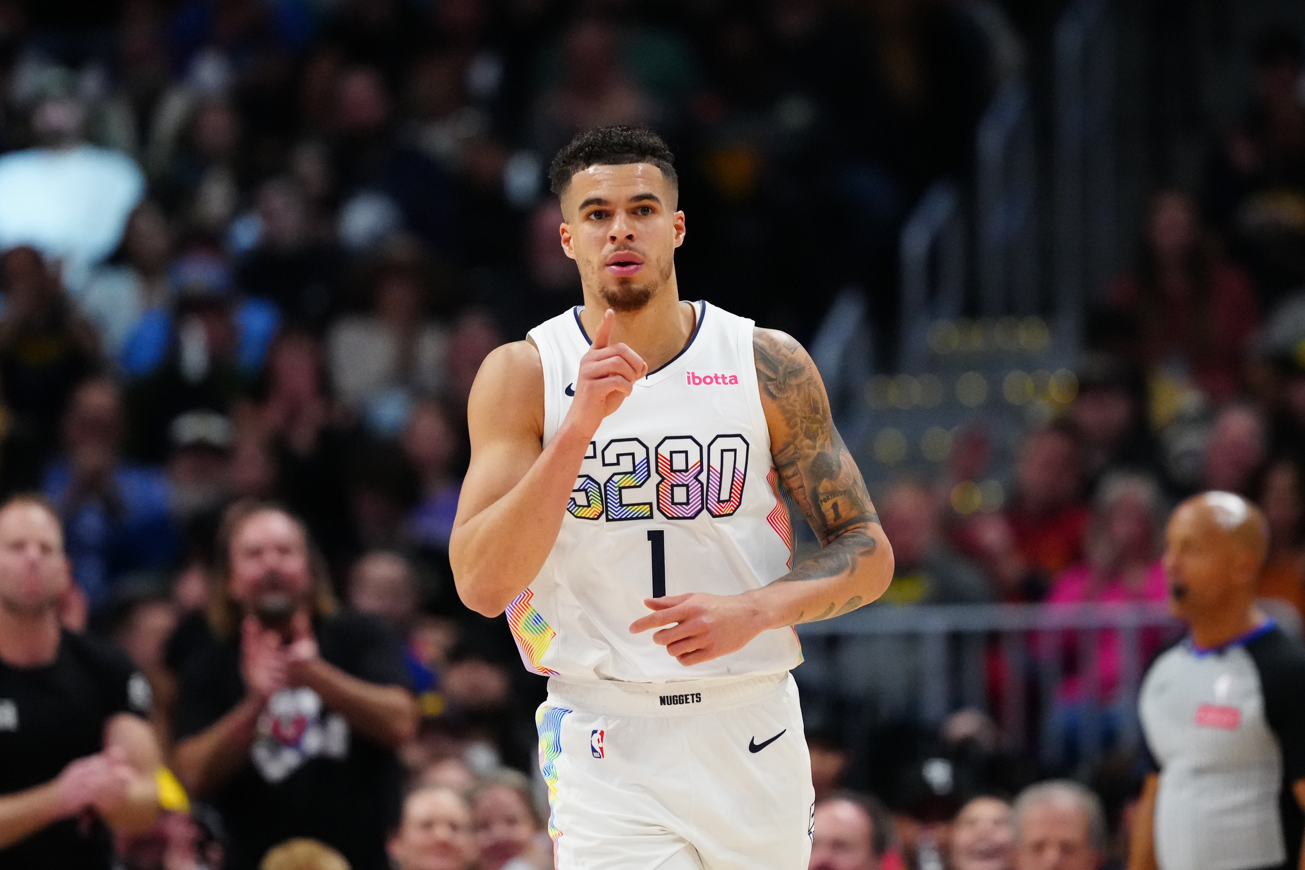 开云体育APP-波特：NBA当然有老詹这种训练狂 但也有很多人拿了大合同就混日子