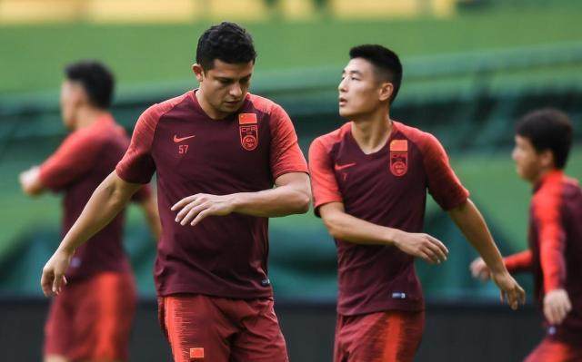 开云-12强身价日本队高居第一 国足2285万欧列第6位